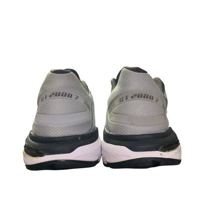 Branded Original Used Pre-Loved Sneakers in Pakistan