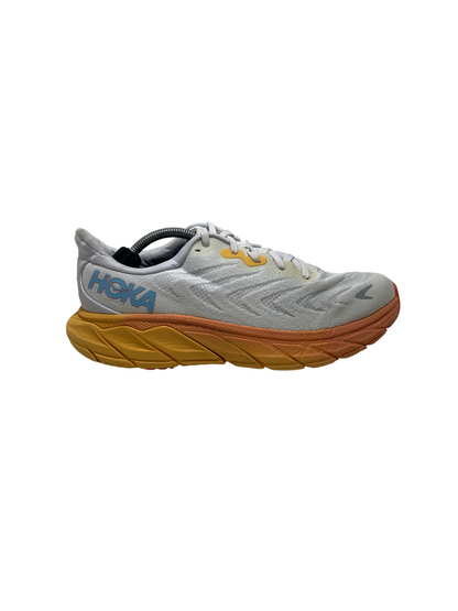 Hoka One One Arahi 6